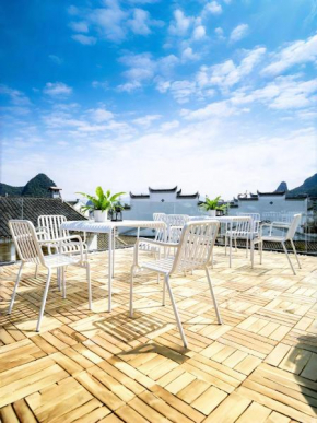 Guilin Bonjour Boutique Hotel- Free pick up service over 3 nights